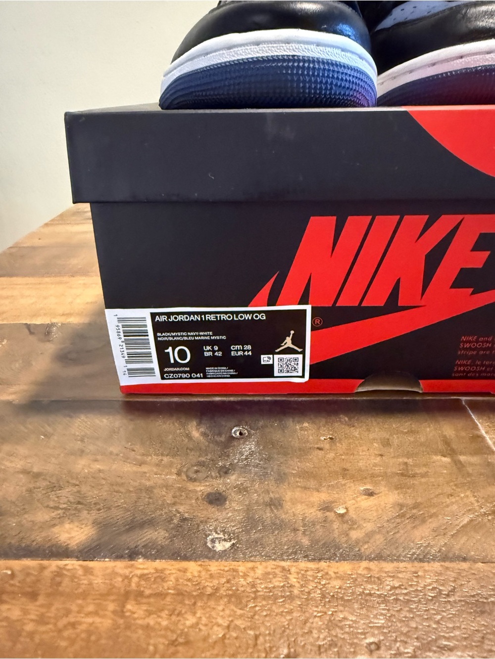 Nike Air Jordan 1 Retro Low Black & Mystic Blue, Size 10, Original Box - Picture 7 of 7